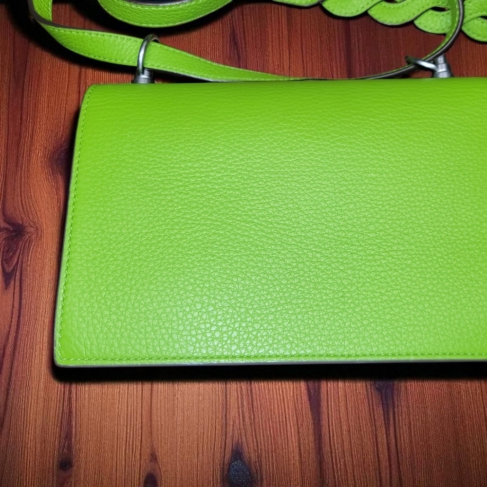 Tory Burch Small Miller Flap Shoulder Bag Wheat Grass Like New + NEW TB Dustbag - Picture 4 of 15